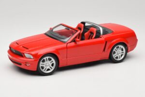 Ford Mustang S197 GT Cabriolet Vermelho Beanstalk Group 1:18 FOR10016R Metal