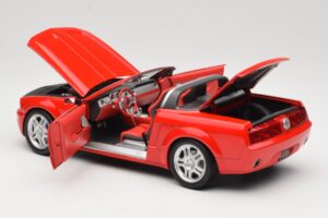 Ford Mustang S197 GT Cabriolet Vermelho Beanstalk Group 1:18 FOR10016R Metal - imagem 5 de 8