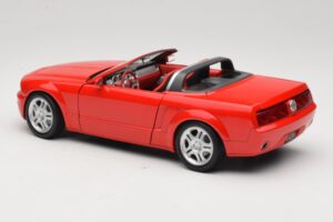 Ford Mustang S197 GT Cabriolet Vermelho Beanstalk Group 1:18 FOR10016R Metal - imagem 7 de 8