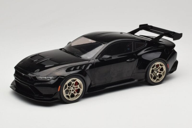 Ford Mustang S650 GTD Preto IXO 1:18 MCG18578 Metal