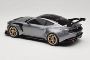 Ford Mustang S650 GTD Metallic Grey IXO 1:18 MCG18576 Metal - imagem 5 de 6