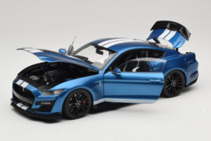 Ford Mustang Shelby GT500 S550 Atlas Blue Metallic IXO 1:18 18RDC244-FO Metal - imagem 2 de 8