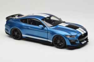 Ford Mustang Shelby GT500 S550 Atlas Blue Metallic IXO 1:18 18RDC244-FO Metal - imagem 6 de 8