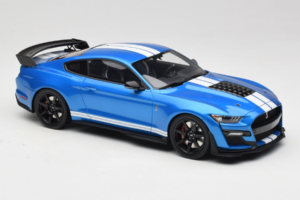 Ford Mustang Shelby GT500 S550 Azul GT Spirit 1:18 GT268 Resina - imagem 4 de 6