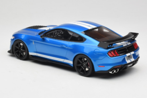 Ford Mustang Shelby GT500 S550 Azul GT Spirit 1:18 GT268 Resina - imagem 5 de 6