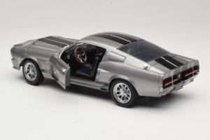 Ford Mustang Shelby GT500 Eleanor Shelby Collectibles 1:18 9081 Metal - imagem 5 de 8