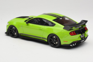 Ford Mustang Shelby GT500 S550 Verde GT Spirit 1:18 GT803 Resina - imagem 5 de 6
