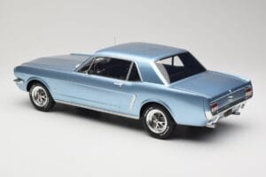 Ford Mustang V8 Hardtop Pony GT Silver Blue GT Spirit 1:12 G089 Resina - imagem 5 de 6