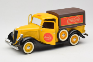 Ford Pick Up Michelin Solido 1:18 8024 Metal - imagem 2 de 8