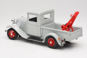 Ford Pick-Up Wrecker Cinzento Road Signature 1:18 92257 Metal - imagem 7 de 8