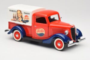 Ford Pickup Truck Pepsi-Cola Solido 1:18 99053 Metal - imagem 6 de 8