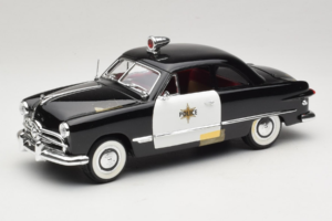 Ford Carro de Polícia Anson 1:18 6254 Metal