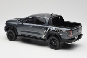 Ford Ranger Raptor Cinzento Metálico MCG 1:18 MCG18457 Metal - imagem 4 de 6