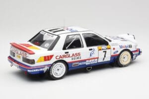 Ford Sierra RS Cosworth 4x4 #7 F. Delecour / D. Grataloup Rally Monte Carlo 1992 MCG 1:18 MCG18356R Metal - imagem 2 de 6