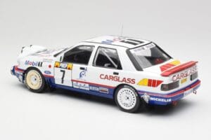 Ford Sierra RS Cosworth 4x4 #7 F. Delecour / D. Grataloup Rally Monte Carlo 1992 MCG 1:18 MCG18356R Metal - imagem 5 de 6