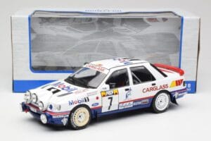 Ford Sierra RS Cosworth 4x4 #7 F. Delecour / D. Grataloup Rally Monte Carlo 1992 MCG 1:18 MCG18356R Metal - imagem 6 de 6