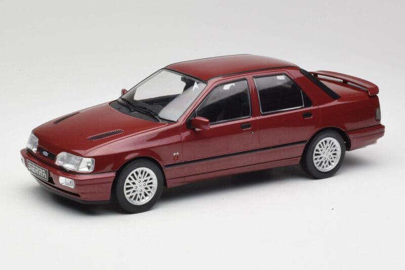 Ford Sierra RS Cosworth 4x4 Vermelho MCG 1:18 MCG18354 Metal