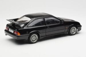 Ford Sierra RS Cosworth Preto AUTOart 1:18 72861 Metal - imagem 3 de 8