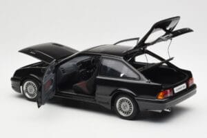 Ford Sierra RS Cosworth Preto AUTOart 1:18 72861 Metal - imagem 5 de 8