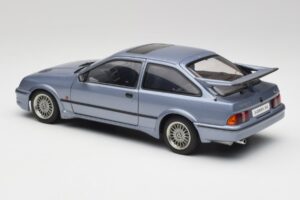 Ford Sierra RS Cosworth Moonstone Azul AUTOart 1:18 72863 Metal - imagem 7 de 8