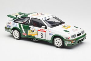 Ford Sierra RS Cosworth #8 D. Auriol / B. Occelli Rally Tour de Corse 1988 AUTOart 1:18 88812 Metal - imagem 6 de 8