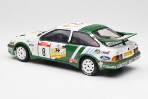 Ford Sierra RS Cosworth #8 D. Auriol / B. Occelli Rally Tour de Corse 1988 AUTOart 1:18 88812 Metal - imagem 7 de 8
