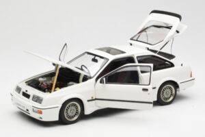 Ford Sierra RS Cosworth Branco AUTOart 1:18 72862 Metal - imagem 2 de 8
