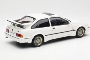 Ford Sierra RS Cosworth Branco AUTOart 1:18 72862 Metal - imagem 3 de 8