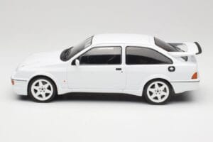Ford Sierra RS Cosworth Branco IXO 1:18 18CMC121 Metal - imagem 3 de 6