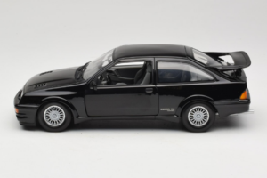 Ford Sierra RS Cosworth Preto Minichamps 1:18 150084001 Metal - imagem 4 de 8