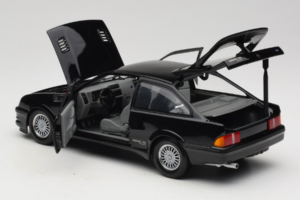 Ford Sierra RS Cosworth Preto Minichamps 1:18 150084001 Metal - imagem 5 de 8