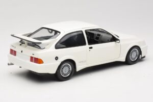 Ford Sierra RS Cosworth Branco Minichamps 1:18 150084000 Metal - imagem 3 de 8