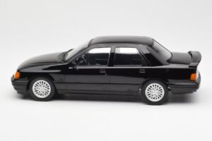 Ford Sierra RS Cosworth Preto MCG 1:18 MCG18173 Metal - imagem 3 de 6