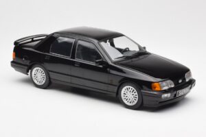 Ford Sierra RS Cosworth Preto MCG 1:18 MCG18173 Metal - imagem 4 de 6
