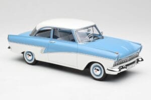 Ford Taunus 17M P2 Azul Claro & Branco BoS Models 1:18 BOS019 Metal - imagem 4 de 6