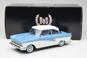 Ford Taunus 17M P2 Azul Claro & Branco BoS Models 1:18 BOS019 Metal - imagem 6 de 6