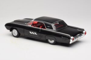 Ford Thunderbird Preto Anson 1:18 30344 Metal - imagem 7 de 8