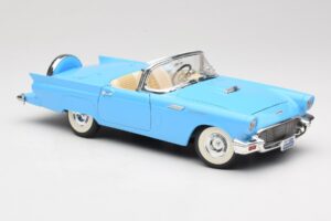 Ford Thunderbird Cabriolet Azul Road Signature 1:18 92358 Metal - imagem 6 de 8