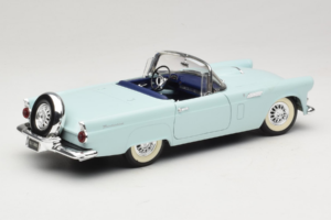 Ford Thunderbird Verde Revell 1:18 8804-G1 Metal - imagem 3 de 8