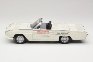 Ford Thunderbird Cabriolet Indy Pace Car Anson 1:18 30368 Metal - imagem 3 de 6