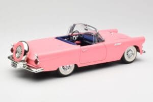 Ford Thunderbird Rosa Revell 1:18 08804 Metal - imagem 3 de 8