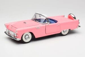 Ford Thunderbird Rosa Revell 1:18 08804 Metal
