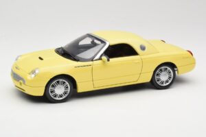 Ford Thunderbird Show Car Amarelo Maisto 1:18 50336 Metal