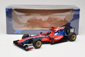 Generic F1 Car 2019-2020 Circuit of the Americas Minichamps 1:18 113190000 Metal - imagem 7 de 7
