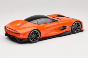 Genesis X Gran Berlinetta VGT Orange Magma Norev 1:18 188032 Metal - imagem 2 de 6