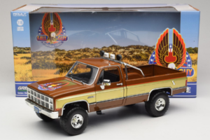 GMC K-2500 Sierra Grande Castanho GreenLight 1:18 13560 Metal - imagem 8 de 8
