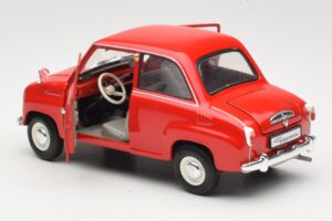 Goggomobil T 250 Vermelho Revell 1:18 8952 Metal - imagem 4 de 7