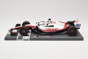 Haas VF-22 #20 K. Magnussen Bahrain GP 2022 Minichamps 1:18 117220120 Metal
