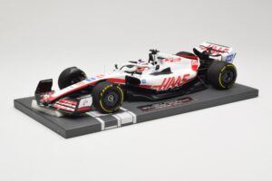 Haas VF-22 #20 K. Magnussen British GP 2022 Minichamps 1:18 117221020 Metal - imagem 2 de 6