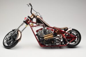 Harley-Davidson West Coast Choppers Diablo Soft Tail Ouro Vermelho Minichamps 1:5 JJ04-05-03 Metal - imagem 3 de 6